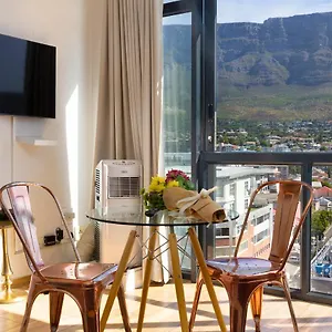 Urban Oasis At The Four Seasons Apartment Cape Town